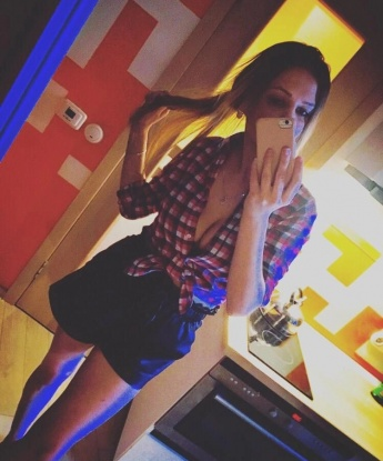 Опытная дама разврата приглашает в гости на интимные утехи. Будь уверен, со мной тебе не будет скучно. Приходи, и мы окунемся в атмосферу страсти вдвоем! 12452, 24 года